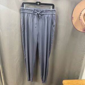 Travis Mathew Size medium Charcoal Joggers